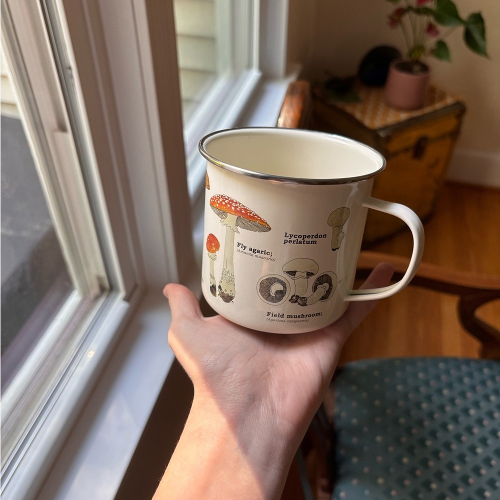 Vintage-Style Cream Enamel Mushroom Camping Mug